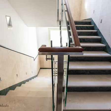 Apartman Mirabilia *
